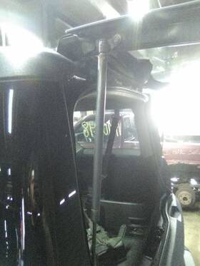 Honda 172.ho1g05 2005 Element Left Driver Hatchback Strut Gas For Liftgate