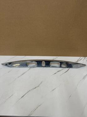 74890t2fa11 Honda 2012-2015 Accord Trunk License Plate Garnish Oem 74890-t2f