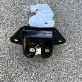 Eu-k93-61120a Honda Civic Mk8 2006-2012 Rear Tailgate Boot Catch Lock Actuator Mechanism Unit