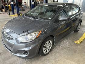737001r200 Hyundai Used Deck Lid Fits 2013 Accent Htbk Without Rear Spoiler Grade A 737001r200 Hyundai Used Deck Lid Fits 2013 Accent Htbk Without Rear Spoiler Grade A