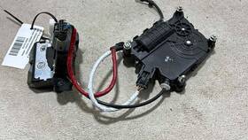 81800s1100 Hyundai 2019-22 Palisade Santa Fe Tailgate Hatch Power Latch Oem