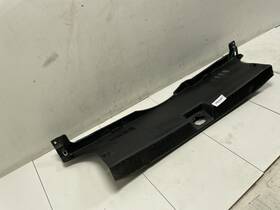 85770-3s000 Hyundai Sonata Se 2011 Rear Trunk Cargo Latch Cover Panel Factory