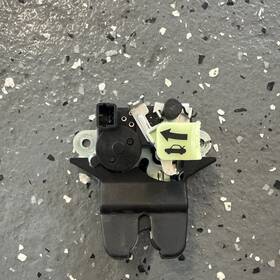 886.hy1q18 Hyundai Sonata Trunk Latch 2018 2019