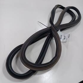 905.ch9419 Jeep/plymouth Truck Compass Trunk Lid Hatch Door Rear Back Rubber Seal 2018 2019 2020 2021 Oem 905.ch9419 Jeep/plymouth Truck Compass Trunk Lid Hatch Door Rear Back Rubber Seal 2018 2019 2020 2021 Oem
