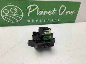 81230-a7030qqk Kia 2013-2018 Forte 2dr 4dr Trunk Latch Assembly Oem 81230-a7030qqk Kia 2013-2018 Forte 2dr 4dr Trunk Latch Assembly Oem