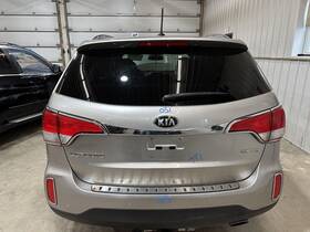 871101u500 Kia 14-15 Sorento Rear Trunk Decklid Lift Gate With Camera Satin Metal Stm