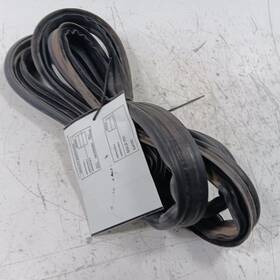 905.ki1f17 Kia Forte Trunk Lid Hatch Door Rear Back Rubber Seal 2015 2016 2017 2018 905.ki1f17 Kia Forte Trunk Lid Hatch Door Rear Back Rubber Seal 2015 2016 2017 2018