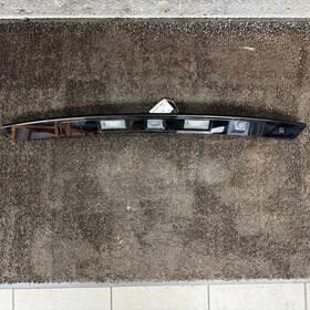 Land Rover Hk72-13444 2015-2019 Discovery Sport Trunk Release Button And Camera With Trim
