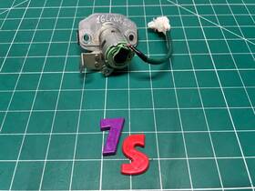 69055-33490 Lexus 13-16 Es300h Es350 Rear Trunk Lid Latch Lock Cylinder With Key Oem