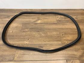 670033871 Maserati 2014-2019 Ghibli Trunk Lid Rubber Seal Gasket Oem