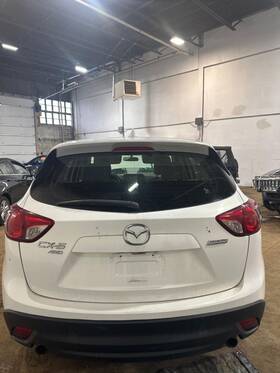 246524 Mazda Used Deck Lid Fits 2015 Cx-5 Spoiler Privacy Tint Without Passive Entry