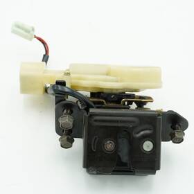 B25w62310c Mazda 2002-03 Protege Hatchback Oem Trunk Lid Liftgate Latch Lock Actuator 4595