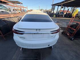 G53c67rc0a Mazda Used Deck Lid Fits 2018 6 Led Tail Lamps Grade A
