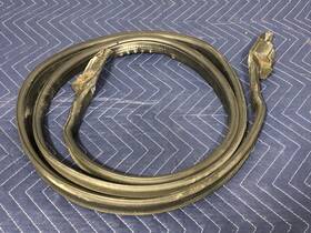 A1707500098 Mercedes 1997-2004 R170 Slk230 Slk320 Rear Door Lid Tailgate Trunk Seal Oem