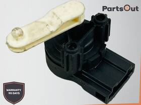 2116202042 Mercedes Benz 2003-2011 W219 Cls500 Cls550 Power Trunk Opener Height Sensor Level Oem
