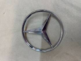 2117580058 Mercedes-benz E-class Genuine Trunk Lid Emblem Star E320 E350 E500 E550 E55 W211