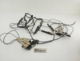 2308270004 Mercedes-benz Sl500 Sl550 R230 Right Trunk Lock Frame Cylinder And Hydraulic Line 03-11