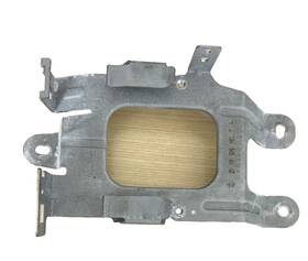 A1645456440 Mercedes-benz 06-11 X164 Ml350 Right Rear Trunk Diesel Tank Bracket Mount A1645456440 Mercedes-benz 06-11 X164 Ml350 Right Rear Trunk Diesel Tank Bracket Mount