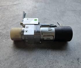 A1648000148 Mercedes-benz 07-09 Gl450 Gl550 Trunk Lid Tailgate Hydraulic Pump