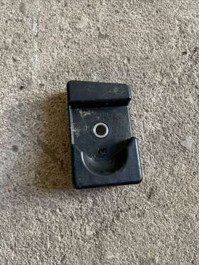 A1648600151 Mercedes-benz X164 Gl/ml Driver/left Rear Trunk Tie Down Mount Point Bracket Black