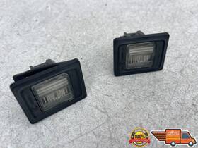 A1729061100 Mercedes-benz 2013-2016 Gl450 X166 Rear Left And Right License Plate Light Lamp Oem A1729061100 Mercedes-benz 2013-2016 Gl450 X166 Rear Left And Right License Plate Light Lamp Oem