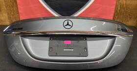 A2057500205 Mercedes-benz 2018 Amg C 63 S Rear Trunk Lid Deck W205 Selenite Grey 2057500205 A2057500205 Mercedes-benz 2018 Amg C 63 S Rear Trunk Lid Deck W205 Selenite Grey 2057500205
