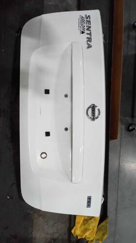 170-50368b Nissan Trunk/hatch/tailgate With Spoiler Fits 09 Sentra 372032