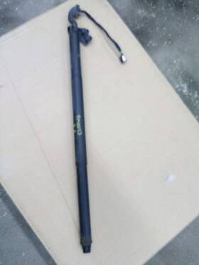172.da1o18 Nissan 2018 Murano Right Passenger Power Hatchback Strut Assembly