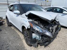 7677017 Nissan Used Deck Lid Fits 2021 Kicks Rear View Camera Grade A