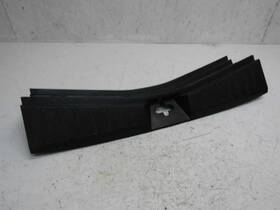 84992-3wc0a Nissan 2014-2018 Versa Note Hatch Rear Trunk Body Panel Scuff Plate Plastic Trim