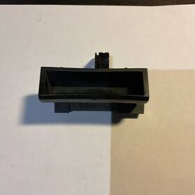 90606-3wc0a Nissan Genuine Oem Rear Tailgate Handle 2014-2019 Versa Note Used
