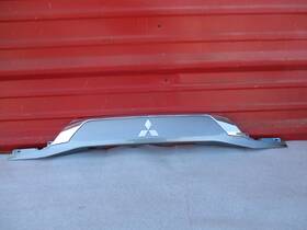 5817a26502 Nissan 9111sj060 2016 - 2019 Mitsubishi Outlander Rear Liftgate Molding Oem 5817a26502 Nissan 9111sj060 2016 - 2019 Mitsubishi Outlander Rear Liftgate Molding Oem