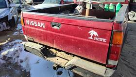 9340092g30 Nissan Trucks 1986-1997 Hardbody Tail Gate Assembly Oem Red