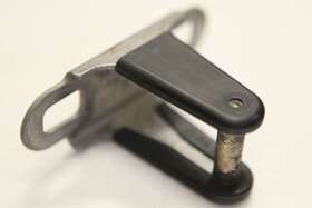993.512.213.00 Oem 99351221300 Porsche 911 993 Turbo Rear Deck Lid Latch Lock Upper Part