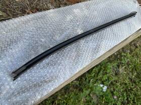 9y0864483g Oem 2015-2024 Porsche Macan Rear Left Side Door Lower Weatherstrip Seal