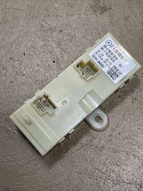 A1669006311 Oem 2013-2016 Mercedes Gl450 X166 Right Rear Trunk Liftgate Door Control Module A1669006311 Oem 2013-2016 Mercedes Gl450 X166 Right Rear Trunk Liftgate Door Control Module