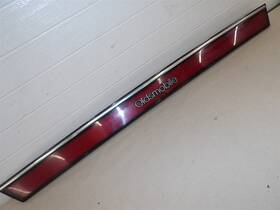 170-01444a Oldsmobile Delta 88 Eighty Eight 92-93 Rear Trunk Lid Reflector Trim Tail Panel