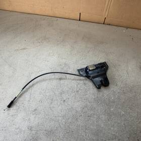 25717079 Oldsmobile 2000 Oldmobile Aurora Trunk Latch