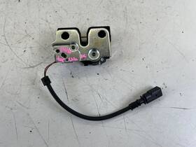 981.512.053.00 Porsche Boxster 718 Trunk Latch 982 17-19 Oem