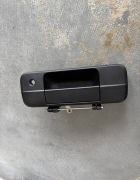 Replacement 198527877646 Tailgate Handle For Toyota Tundra 07-13 Standard Line Replacement 198527877646 Tailgate Handle For Toyota Tundra 07-13 Standard Line