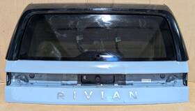 Pt100003649 Rivian Mint 2021-2024 R1s Trunk Lid Upper Inner Panel Oem