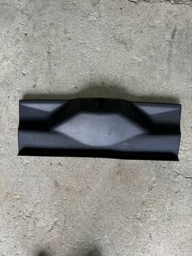 22718169 Saturn 2003-2007 Ion 2.2l Oem Trunk Latch Trim Panel