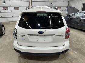 96031sg000tq Subaru 14-16 Forester Rear Trunk Decklid Power Lift Gate Crystal White K1x