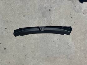 1086316 Tesla 2017 2018-2022 2023 Model 3 M3 Tailgate Trunk Lock Trim Scuff Plate Oem 1086316 Tesla 2017 2018-2022 2023 Model 3 M3 Tailgate Trunk Lock Trim Scuff Plate Oem
