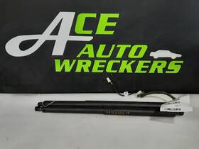 640.ts1l21 Tesla Model Y 2021 Lid Motor Pull Down 631243