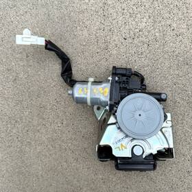 69350-28161 Toyota 2008-2013 Highlander Rear Gate Trunk Lid Hatch Door Lock Latch Actuator