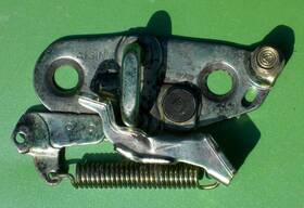 69430-12160 Toyota Corolla 84-86 Rear Liftback Lock Striker Oem Aisin Dlx