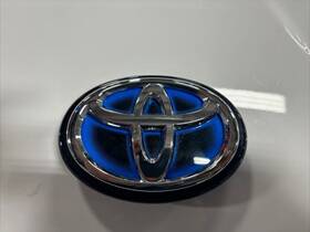 7570348060 Toyota 2021 - 2024 Venza Rear Outside Trunk Handle Emblem Oem