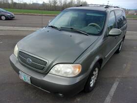 United Recyclers Group 124648 Used Deck Lid Fits 2005 Kia Sedona Without Spoiler Grade B