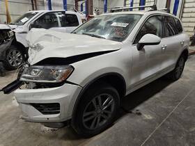 United Recyclers Group 166302 Used Deck Lid Fits 2016 Volkswagen Touareg Led Tail Lamps With Spoiler Grade A
